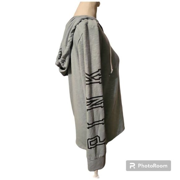 VICTORIA'S SECRET PINK PULL- OVER HOODIE LOGO ON SLEEVES, BACK, DOG ON FRONT- XS - Picture 4 of 7